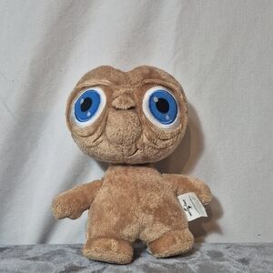 E.T. the Extra-Terrestrial Plush From Universal Studios.